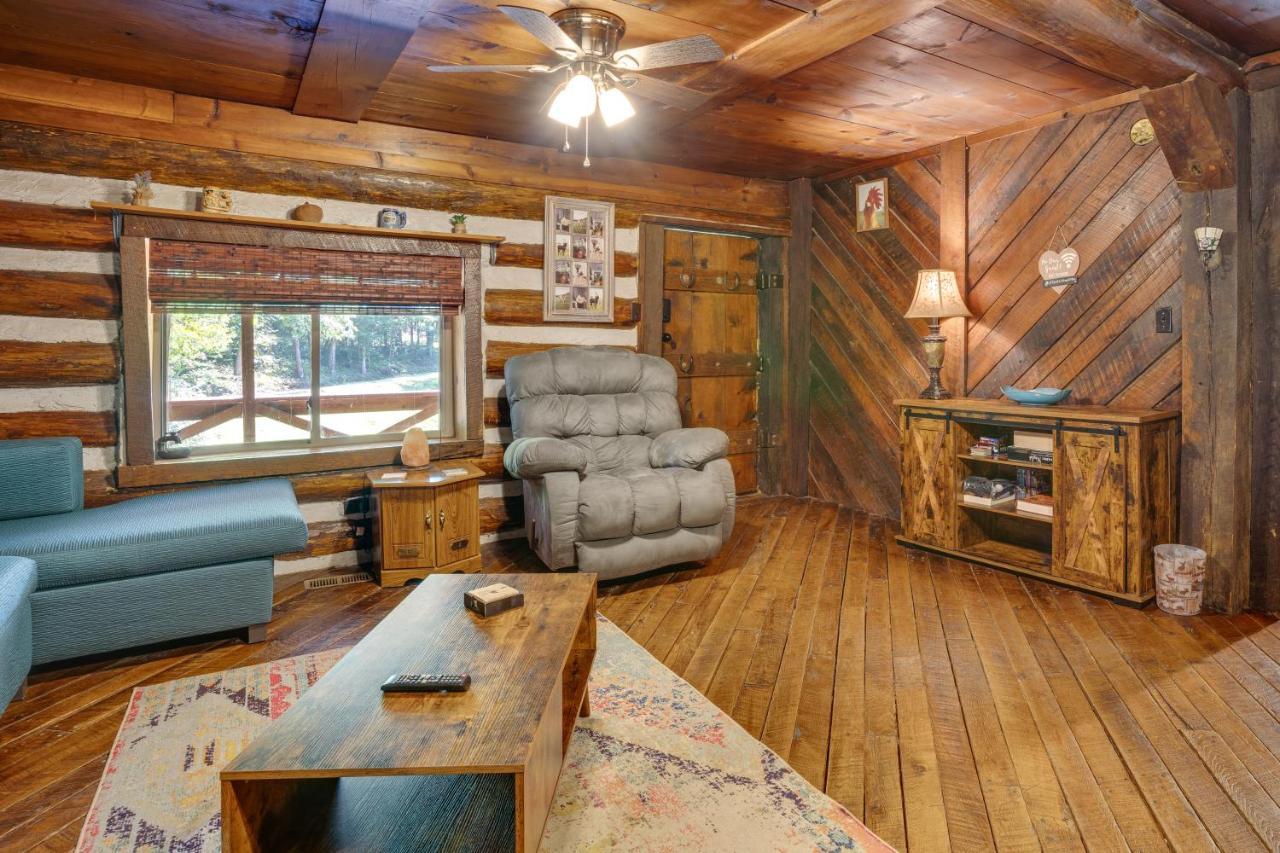 French Lick Getaway With Deck, Grill And Fire Pit! Villa Екстериор снимка