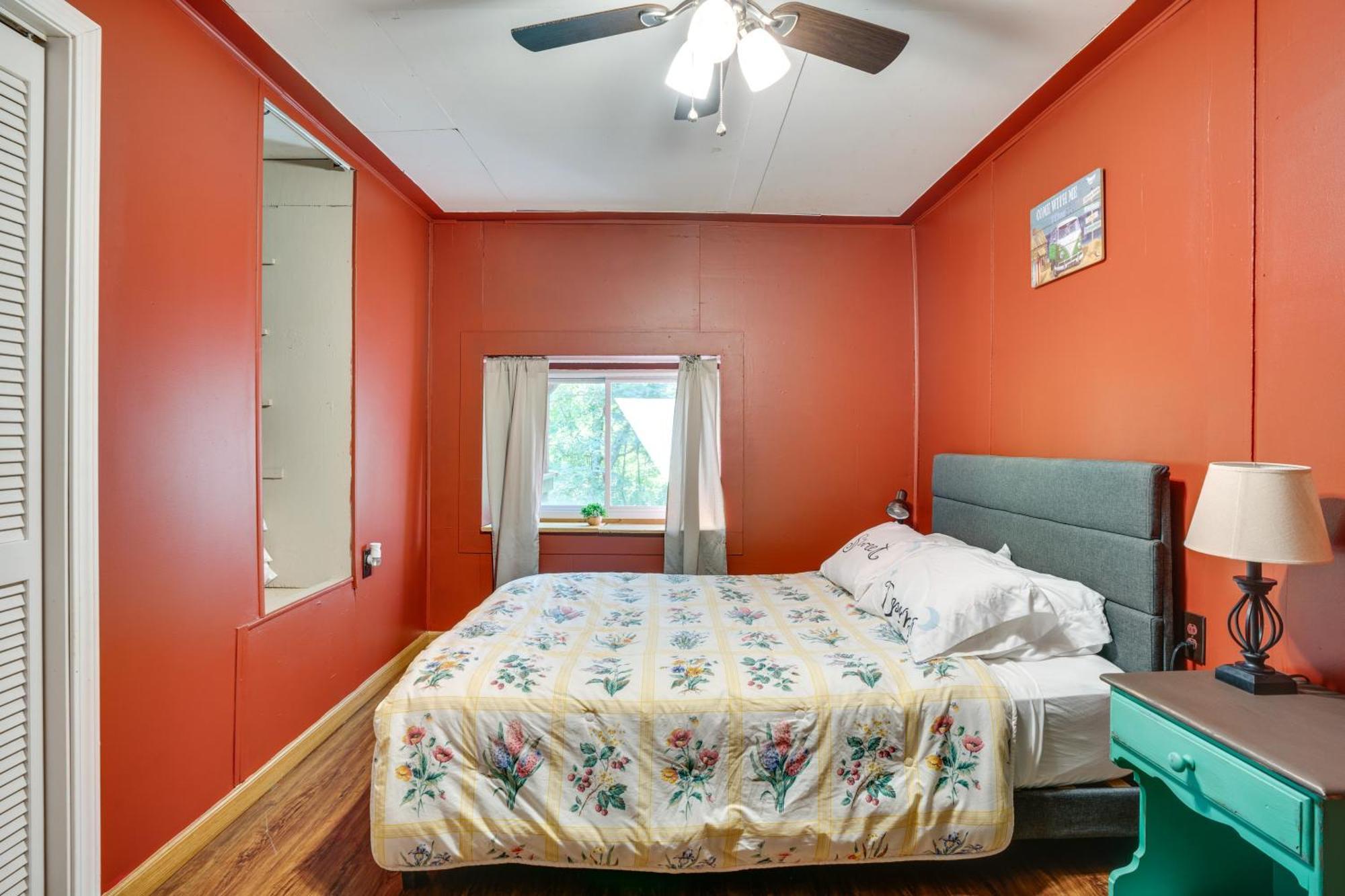 French Lick Getaway With Deck, Grill And Fire Pit! Villa Екстериор снимка